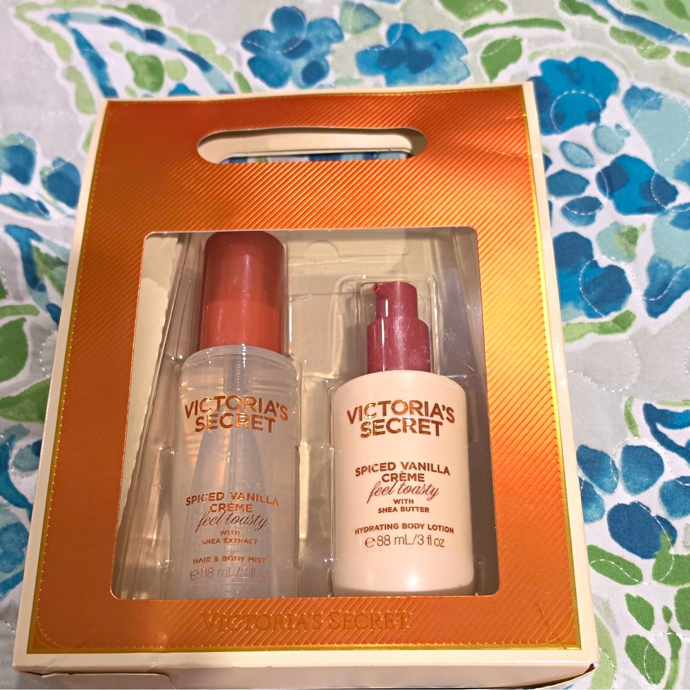 Victoria's Secret Spiced Vanilla Crème Travel Set Mist + Hydrating Lotion 3 oz